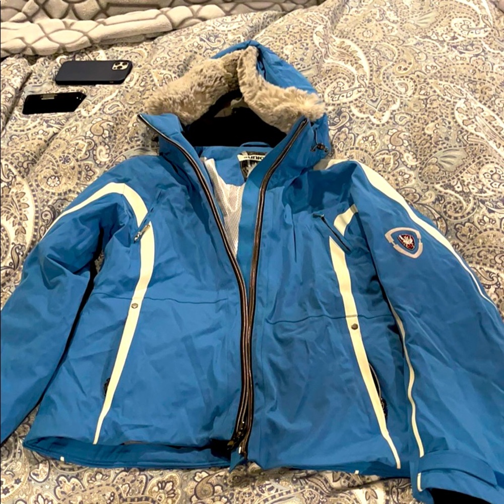 Sunice blue women’s ski coat size 12